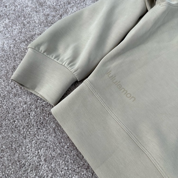 Lululemon Perfectly Oversized Cropped Crew Sweatshirt Softstreme Trench Tan Sz 8 - Picture 4 of 5